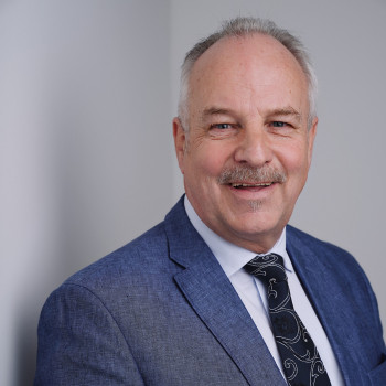 Portraitfoto Franz Richau
