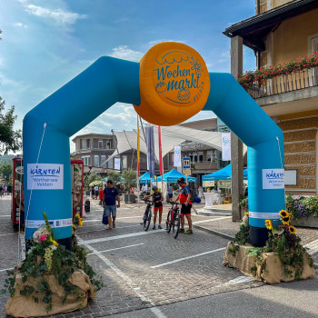 Veldener Wochenmarkt - Ort der Begegnung