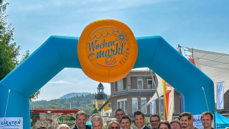 Wochenmarkt Velden: Ein Treffpunkt für Regionalität und Gemeinschaft erstrahlt im neuen Glanz